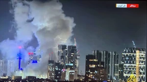 Tên lửa Iran đánh trúng một mục tiêu ở Tel Aviv, Israel. (Ảnh: X)