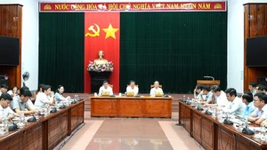 Quang cảnh cuộc họp. (Ảnh: QV)
