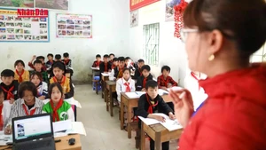 [Video] Đề xuất hỗ trợ học sinh nội trú vùng biên 1,17 triệu đồng tiền ăn mỗi tháng