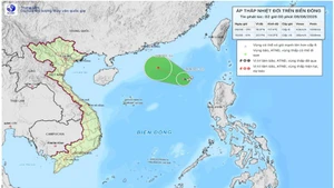 Bản đồ dự báo quỹ đạo và cường độ áp thấp nhiệt đới lúc 2 giờ ngày 9/8.