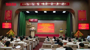[Video] Tổng Bí thư gặp mặt điển hình tiên tiến dự Đại hội thi đua "Vì An ninh Tổ quốc” lần thứ 9