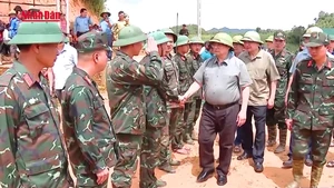 [Video] Thủ tướng lên Điện Biên chỉ đạo khắc phục hậu quả mưa lũ