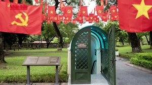 [Video] Lần đầu mở cửa di tích cách mạng Hầm Cơ yếu