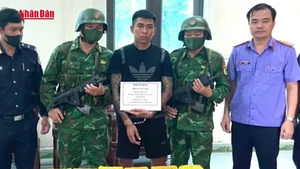 [Video] Hà Tĩnh bắt đối tượng vận chuyển 45kg ma túy các loại