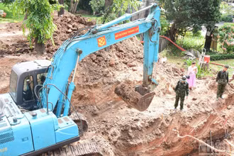 Phát hiện thêm hố chôn tập thể thứ hai trong Công viên Lê Thị Riêng.
