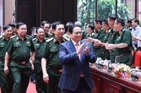 Thủ tướng Phạm MInh Chính đến dự Hội nghị Quân chính toàn quân 6 tháng đầu năm 2025.