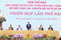 Thủ tướng Phạm Minh Chính, chủ trì phiên họp của Chính phủ về phát triển khoa học, công nghệ, đổi mới sáng tạo, chuyển đổi số và Đề án 06.