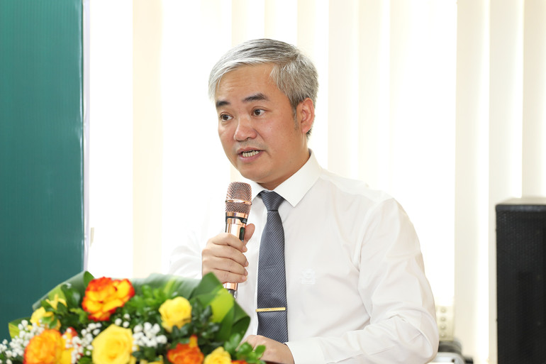 Nhà báo Trần Tuấn Linh, Tổng Biên tập Báo Sức khỏe và Đời sống, Trưởng Ban tổ chức cuộc thi chia sẻ về cuộc thi. img-2982.jpg