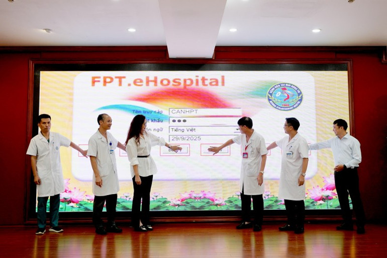 Bệnh viện Tai Mũi Họng Trung ương chính thức công bố triển khai bệnh án điện tử chiều 29/9. benh-an-dt-1759151747235.jpg