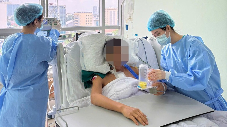 Bệnh nhân được chăm sóc theo chế độ đặc biệt. 537201740-1282436563674881-4232731585472610287-n-6351.jpg