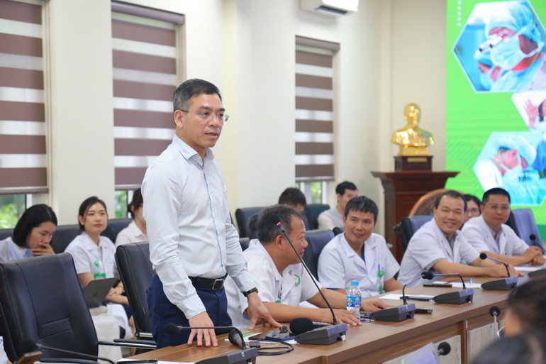 Tiến sĩ, bác sĩ Hà Anh Đức, Cục trưởng Cục Quản lý khám, chữa bệnh (Bộ Y tế) phát biểu. z6901883430343-a44538dc6dcfb23bedba6e93da4adcea.jpg