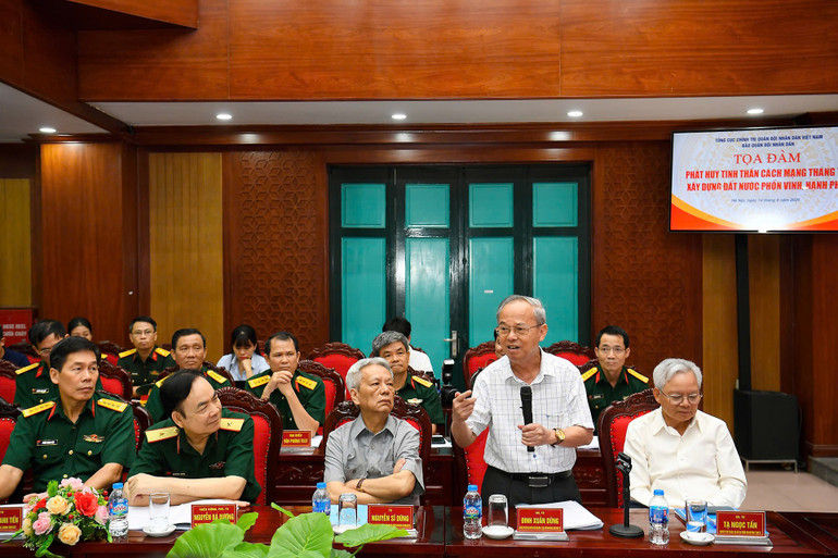 Giáo sư, Tiến sĩ Đinh Xuân Dũng, nguyên Phó chủ tịch chuyên trách Hội đồng Lý luận, Phê bình văn học, Nghệ thuật Trung ương, văn học nghệ thuật phát biểu tại tọa đàm. z6905731702751-eb30790d302336fbb3a733743d6761a8.jpg
