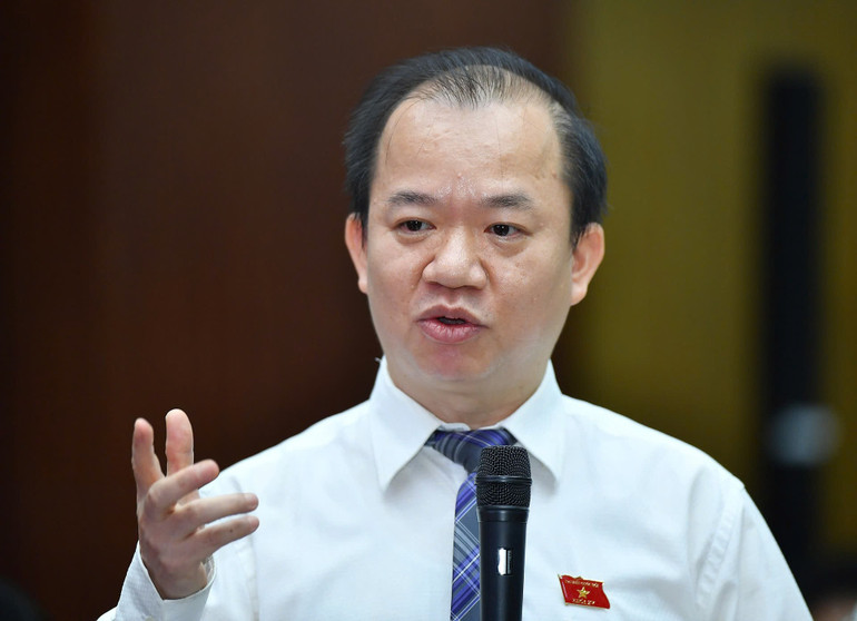 Phó Giáo sư, Tiến sĩ Bùi Hoài Sơn, Ủy viên Thường trực Ủy ban Văn hóa, Xã hội của Quốc hội phát biểu tại tọa đàm. z6905723185564-2a8e213f022e0f7a5eee8618d8ebbf23.jpg