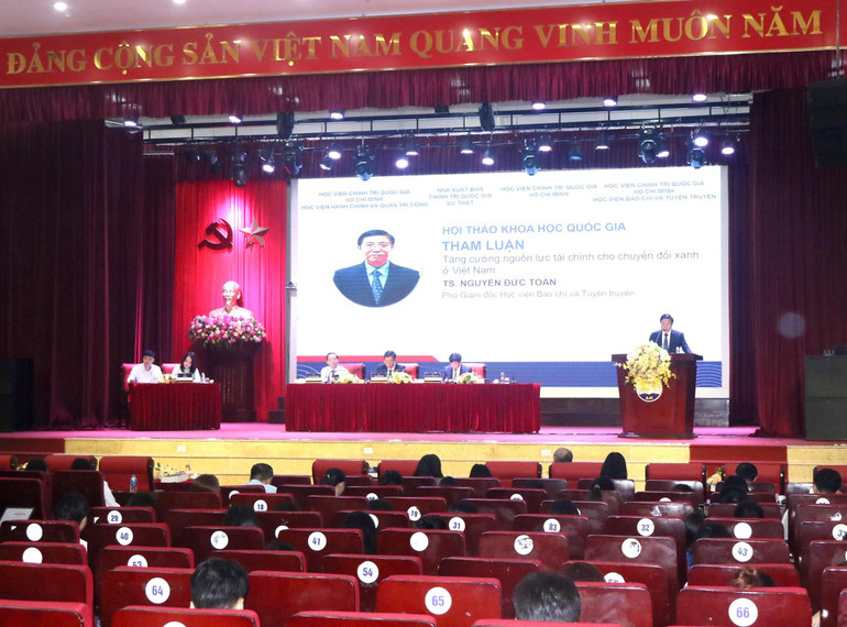 Toàn cảnh Hội thảo. z6945928625588-7f9291720a2d1c4a6aa4d2596b8ec5d5.jpg
