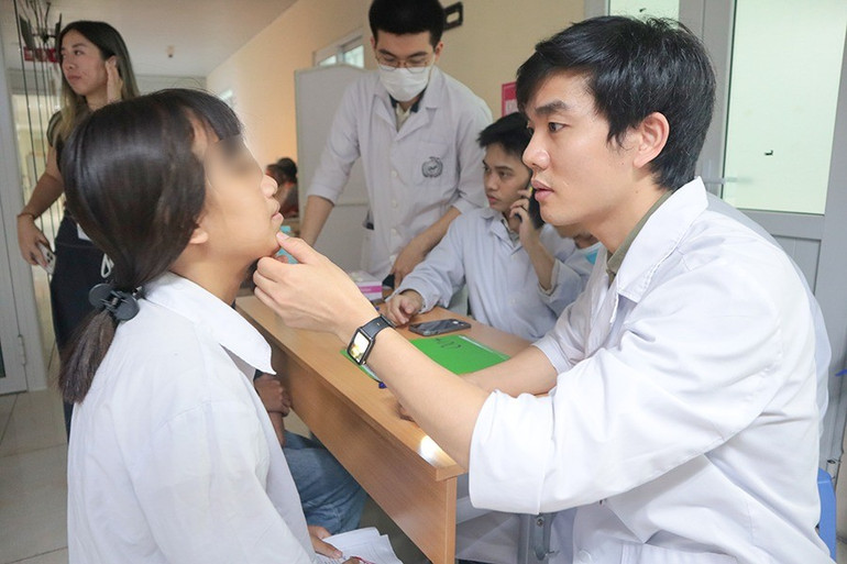Bệnh viện E sẽ tạo điều kiện tốt nhất cho trẻ tham gia phẫu thuật trong chương trình. 516466359-1247508960718707-8171387717653627370-n.jpg