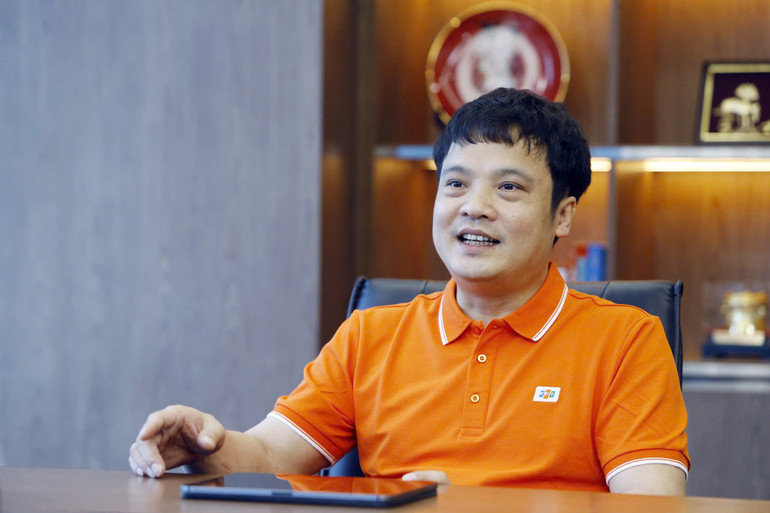 Domnul Nguyen Van Khoa, Director General al FPT Corporation. nguyen-van-khoa-2.jpg
