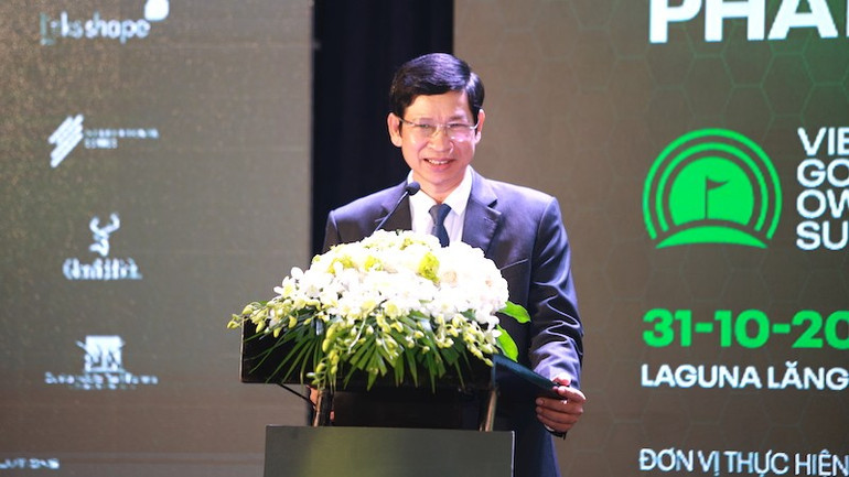 Thứ trưởng Văn hóa, Thể thao và Du lịch Hồ An Phong phát biểu khai mạc hội nghị. golf.jpg