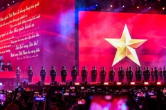 Chương trình nghệ thuật chính luận “Tổ quốc trong tim” do Báo Nhân Dân tổ chức đêm 10/8/2025 có hơn 50.000 khán giả tham dự. (Ảnh: THẾ ĐẠI)