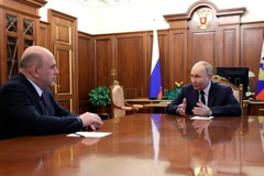 Tổng thống Putin gặp quyền Thủ tướng Nga Mikhail Mishustin trước khi ký sắc lệnh bổ nhiệm ông làm Thủ tướng. (Ảnh: KREMLIN.RU) 