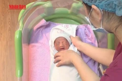 [Video] Phụ nữ độc thân có quyền làm thụ tinh trong ống nghiệm khi “có nguyện vọng”