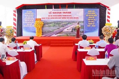 Quang cảnh buổi lễ.