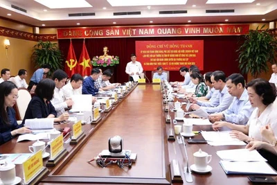 Quang cảnh buổi làm việc.