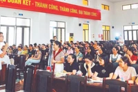 Lớp tập huấn “Giáo dục kỹ năng sống trong nhà trường” dành cho cán bộ, giáo viên ở phường Ái Quốc, thành phố Hải Phòng.