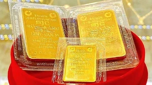 [Video] Ngày 3/7: Giá vàng tăng, giảm trái chiều