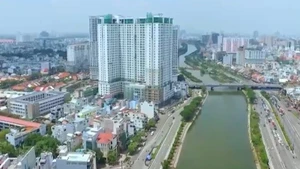 [Video] Xem xét thí điểm không công chứng giao dịch bất động sản hợp đồng tặng cho