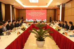 Đoàn công tác của Bộ Dân tộc và Tôn giáo do đồng chí Đào Ngọc Dung làm Trưởng đoàn, đã thăm và làm việc với tỉnh Sơn La. 