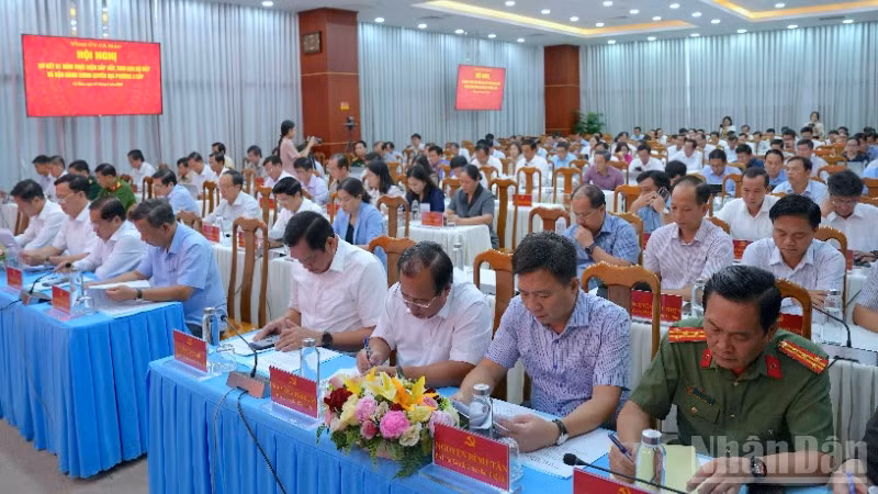 Quang cảnh hội nghị.