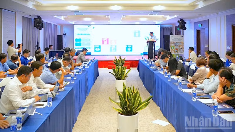 Quang cảnh tại buổi hội thảo.