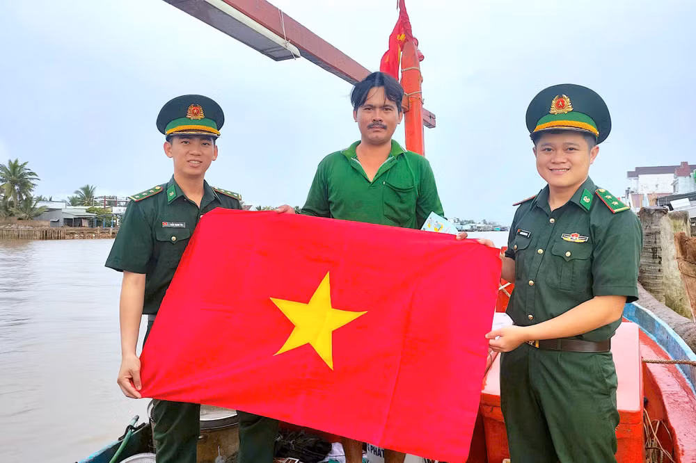 anh-15-5381-3892.jpg