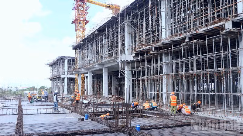 Công trình xây dựng bệnh viện 1.200 giường đang đẩy nhanh tiến độ, cũng là nơi tập trung nhiều vốn đầu tư công năm 2026 tại Cà Mau. 