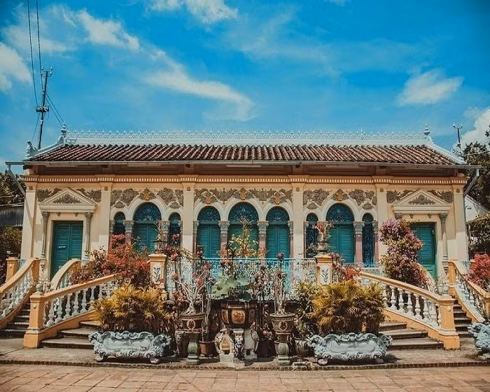 Nhà cổ Bình Thủy (Cần Thơ), một di sản kiến trúc đáng được lưu giữ và bảo tồn.