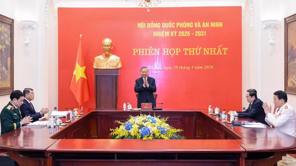Tổng Bí thư, Chủ tịch nước Tô Lâm chủ trì phiên họp thứ nhất Hội đồng Quốc phòng và An ninh nhiệm kỳ 2026-2031. (Ảnh: DUY LINH)