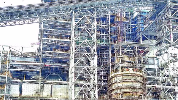 Một hạng mục của nhà máy với hàng nghìn thiết bị, cấu kiện.