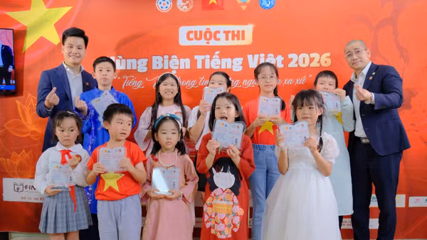 Các gương mặt xuất sắc nhất tranh tài tại vòng chung kết Cuộc thi Hùng biện tiếng Việt 2026 - “Tiếng Việt trong tim những người con xa xứ”.