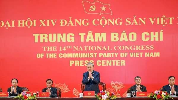 Tổng Bí thư Tô Lâm chỉ đạo và chủ trì buổi họp báo.