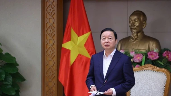 Phó Thủ tướng Trần Hồng Hà chủ trì cuộc họp nghe báo cáo hoàn thiện dự thảo Nghị định về một số chính sách phát triển thủy sản. (Ảnh: VGP/Minh Khôi)