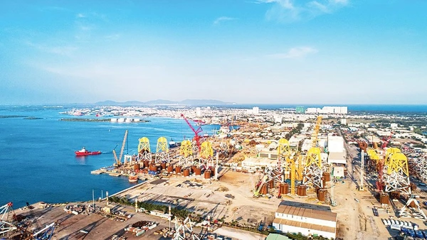 Tổng kim ngạch xuất nhập khẩu ước đạt hơn 930 tỷ USD, tăng 18,2% so với cùng kỳ, thuộc nhóm 20 quốc gia dẫn đầu thế giới.