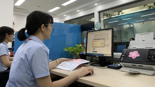 Hệ thống đăng ký trực tuyến đã góp phần rút ngắn đáng kể thời gian thực hiện thủ tục hành chính, tạo thuận lợi thiết thực cho người dân và doanh nghiệp.