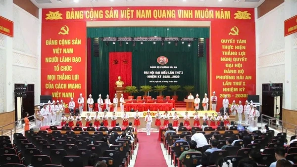 Tổng duyệt, chuẩn bị cho Đại hội Đảng bộ phường Hải An, thành phố Hải Phòng nhiệm kỳ 2025-2030. (Ảnh: Fanpage Đảng ủy phường)