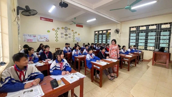 Cơ sở vật chất khang trang giúp việc dạy và học tại Trường Phổ thông Dân tộc nội trú Chợ Mới được tốt hơn.