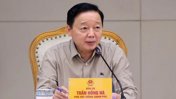 Phó Thủ tướng Trần Hồng Hà cho rằng, sản phẩm OCOP cần được nhìn nhận như thương hiệu quốc gia chứ không chỉ dừng ở quy mô địa phương. (Ảnh: Văn Điệp/TTXVN)