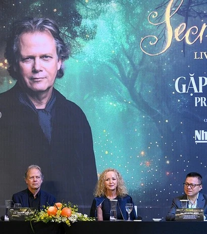 Secret Garden duy trì vị thế của mình trong dòng chảy âm nhạc chính thống.