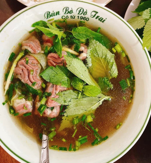 Bát bún bò Đò Trai.