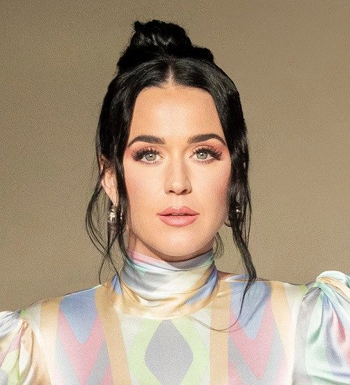 Katy Perry là nữ nghệ sĩ có đĩa hát bán chạy nhất trong lịch sử của hãng thu Capitol Records (Mỹ) và là một trong những nghệ sĩ âm nhạc bán chạy nhất mọi thời đại (Ảnh: CAA) Katy Perry là nữ nghệ sĩ có đĩa hát bán chạy nhất trong lịch sử của hãng thu Capitol Records (Mỹ) và là một trong những nghệ sĩ âm nhạc bán chạy nhất mọi thời đại (Ảnh: CAA)