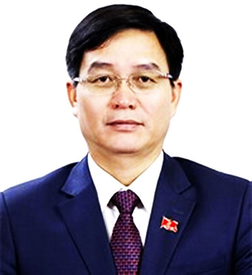 ĐỒNG CHÍ NGUYỄN ĐÌNH TRUNG, ỦY VIÊN TRUNG ƯƠNG ĐẢNG, BÍ THƯ TỈNH ỦY ĐẮK LẮK ĐỒNG CHÍ NGUYỄN ĐÌNH TRUNG, ỦY VIÊN TRUNG ƯƠNG ĐẢNG, BÍ THƯ TỈNH ỦY ĐẮK LẮK