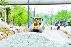 Một dự án đầu tư công đang triển khai thi công tại nút giao Rạch Chiếc.